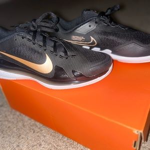 Sale Sale Sale-Beautiful Nike Zoom Vapor PRO for woman